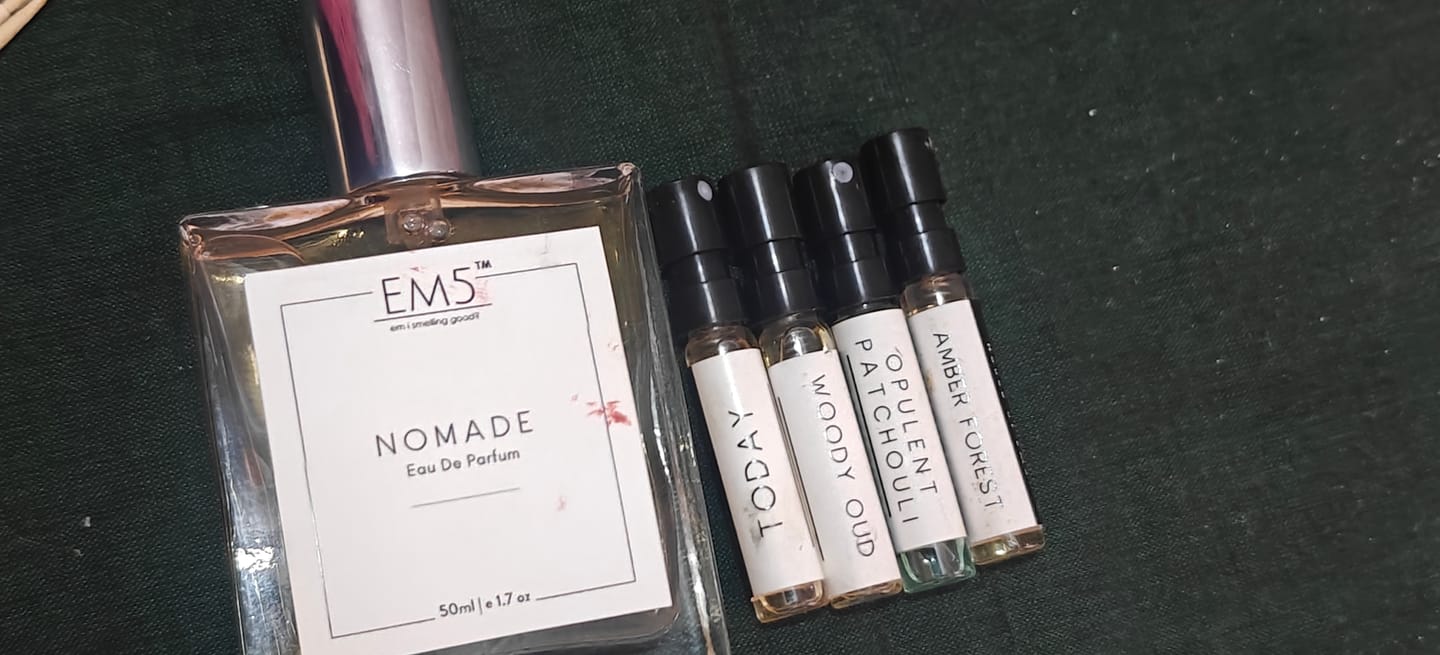 Customer photo review of EM5™ Woody Oud Unisex Perfume EDP Spray for Men & Women | Woody Oud Spicy Fragrance Accords | Luxury Gift for Him / Her | Variants Available: 50 ml Spray / 15 ml Spray