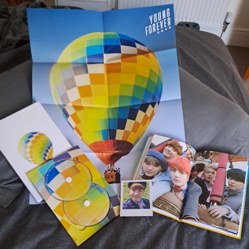Customer photo review of BTS - 1ST SPECIAL ALBUM 화양연화 YOUNG FOREVER