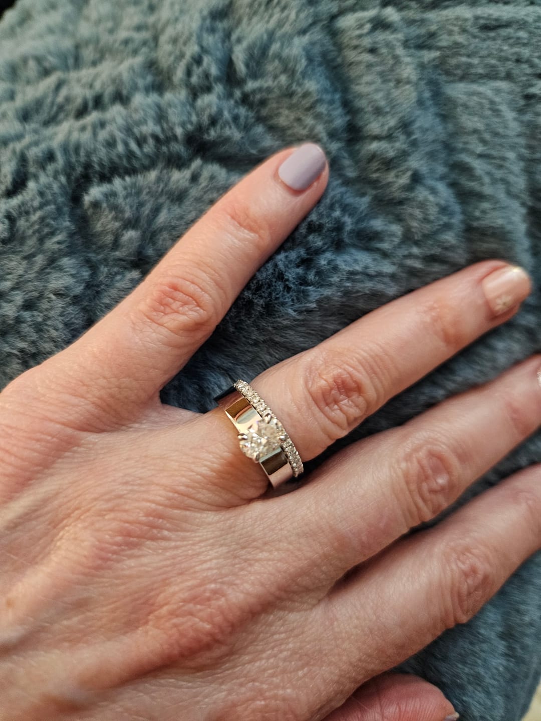 Customer photo review of Solitaire Oval Cut Moissanite Wide Band Engagement Ring