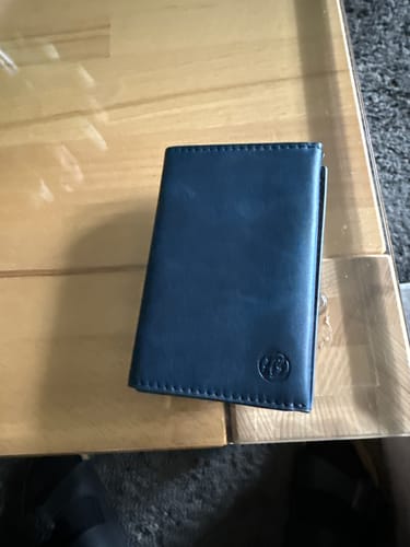 Customer photo review of Smart Wallet 3.0