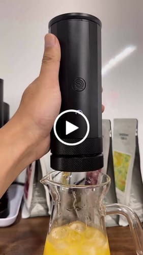 Customer video review of Heropresso 20-Bar Portable Espresso Maker Pro