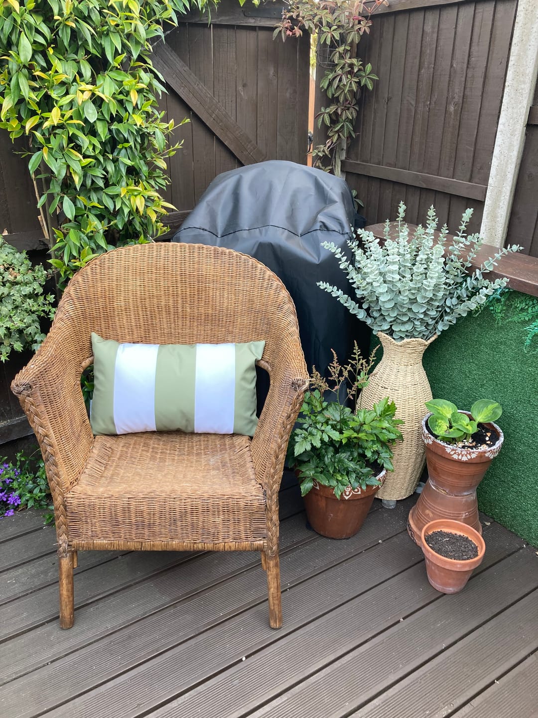 Customer photo review of Outdoor Garden Waterproof Rectangle Cushion - 3 Stripes