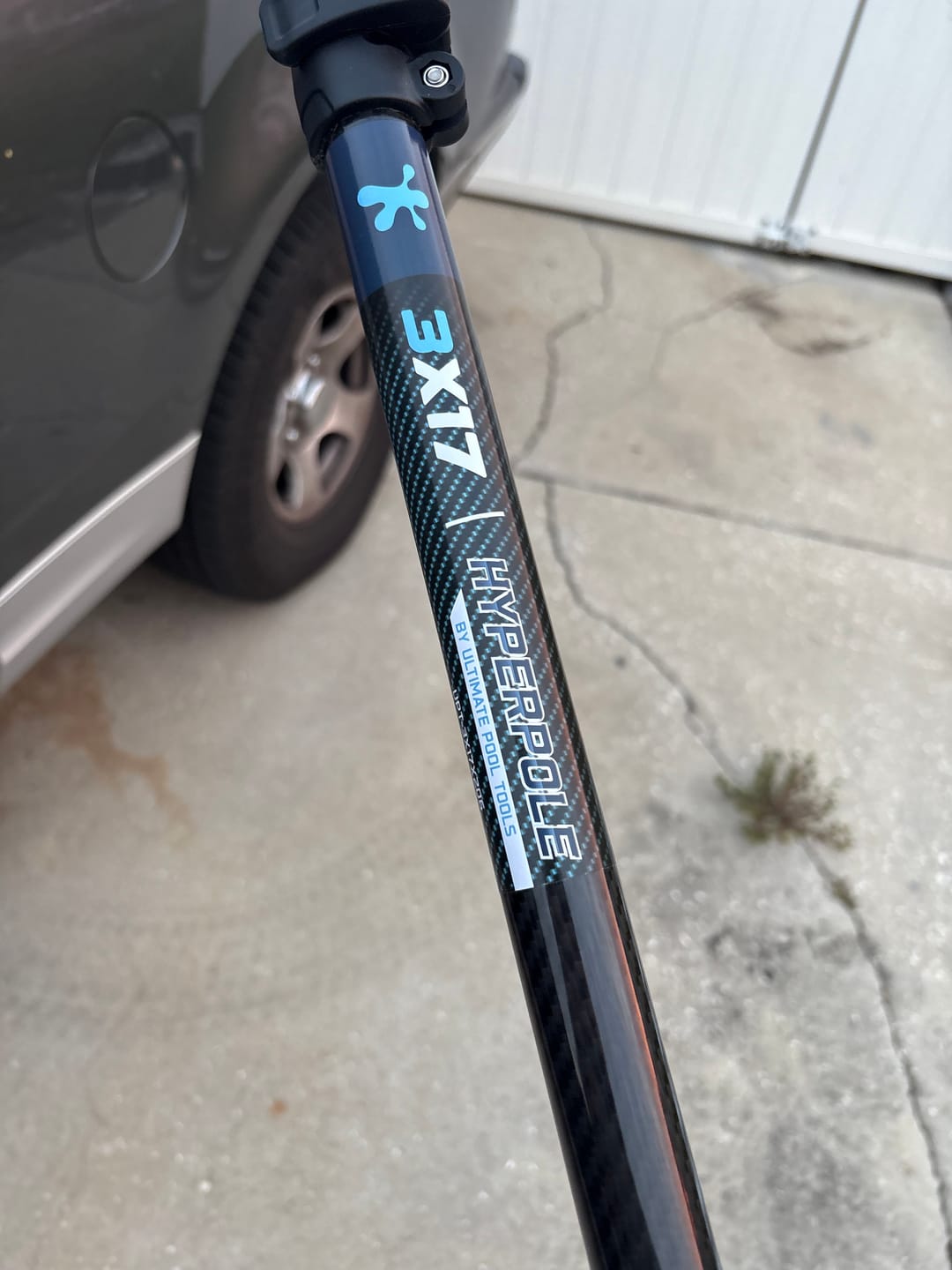 Customer photo review of HyperPole / Pool service pole