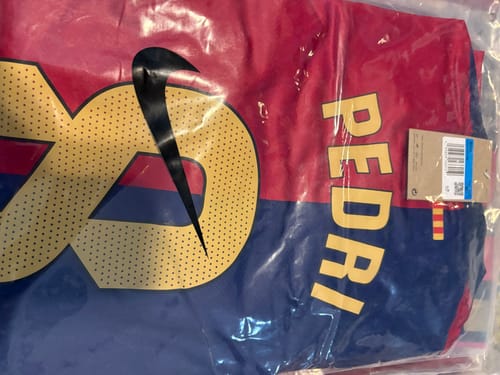 Customer photo review of Barcelona Local - 24/25