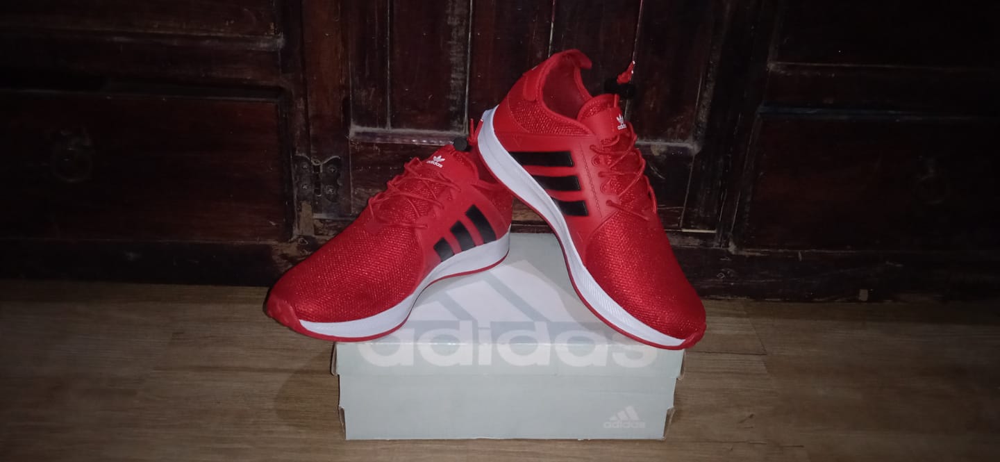 Customer photo review of Tenis 018 Rojo Negro