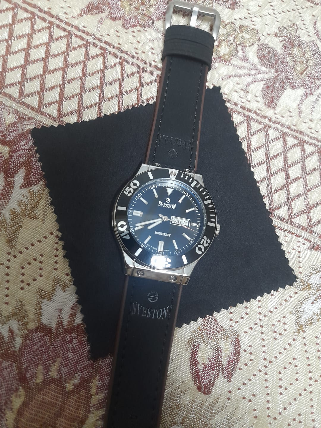 Customer photo review of Monterrey