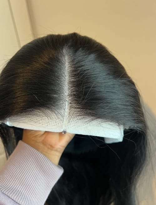 Customer photo review of MORE FACE Pre-bleached Straight Hair Wear Go Glueless Wig 7x5 Pre-cut HD Lace Pre-plucked