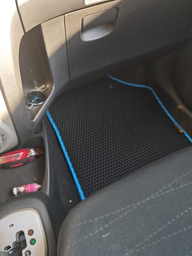 Customer photo review of Dywaniki samochodowe na zamówienie - Przód i tył