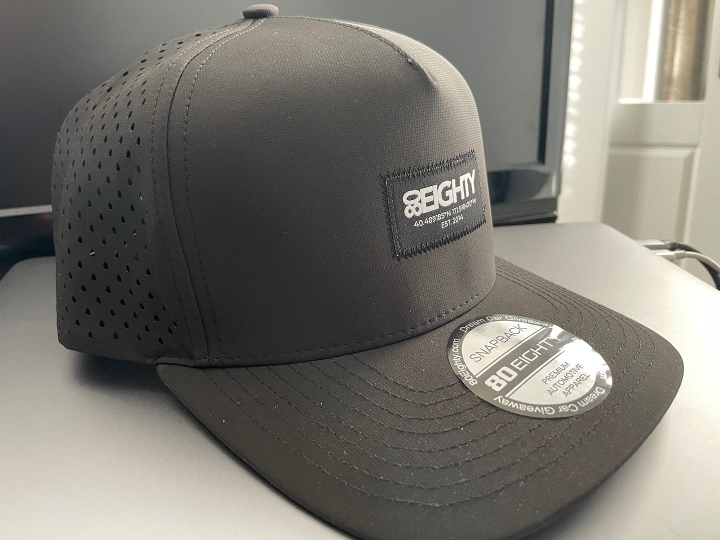 Customer photo review of 80Eighty® Murky Hat