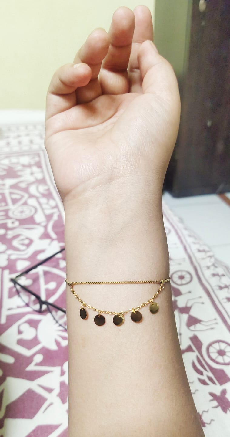 Customer photo review of Tiny Plates Bracelet