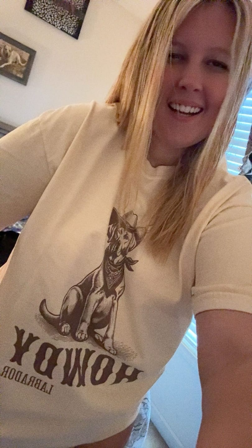 Customer photo review of Howdy Labrador Retriever shirt