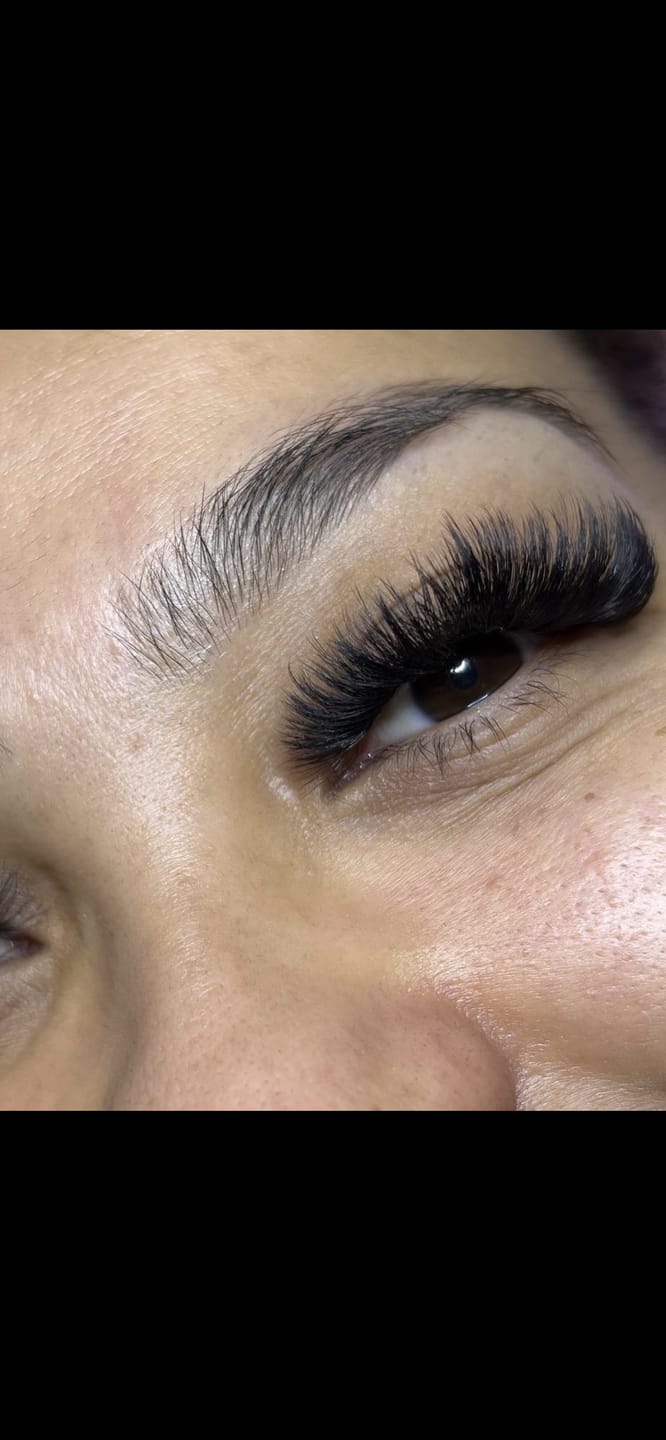 Customer photo review of S+ Lash Extension Adhesive