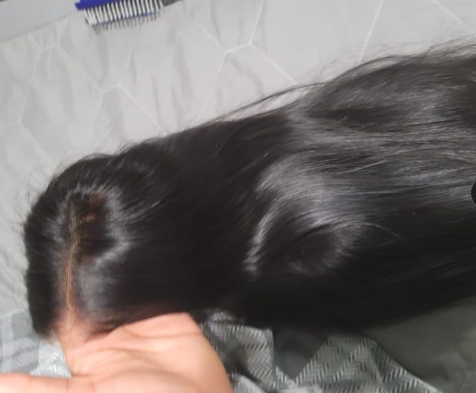 Customer photo review of MORE FACE Pre-bleached Straight Hair Wear Go Glueless Wig 7x5 Pre-cut HD Lace Pre-plucked