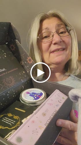 Customer video review of Mindful Subscription Box 31