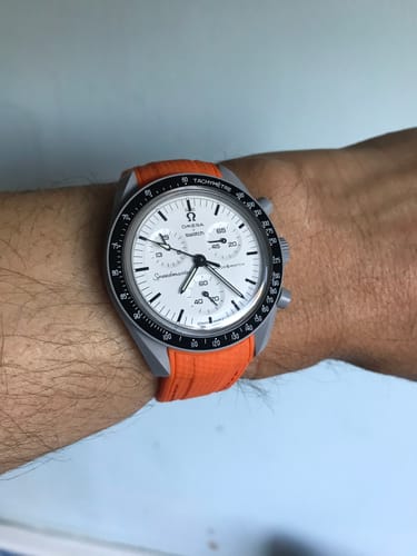 Customer photo review of Rubber Strap for Omega X Swatch MoonSwatch Mission to Jupiter