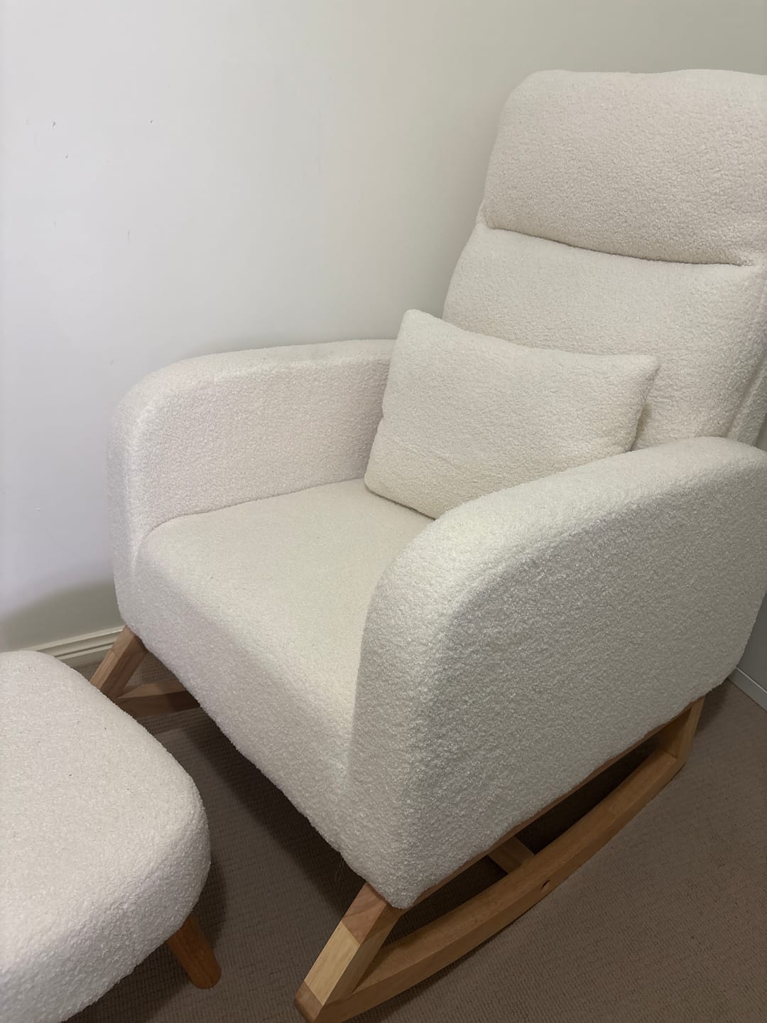 Customer photo review of Levede Rocking Chair Rocker Armchair Lounge Sofa Ottoman Footstool Side Pocket
