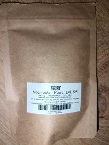 Customer photo review of 🌗 Moonrockz - Power LVL 5/5