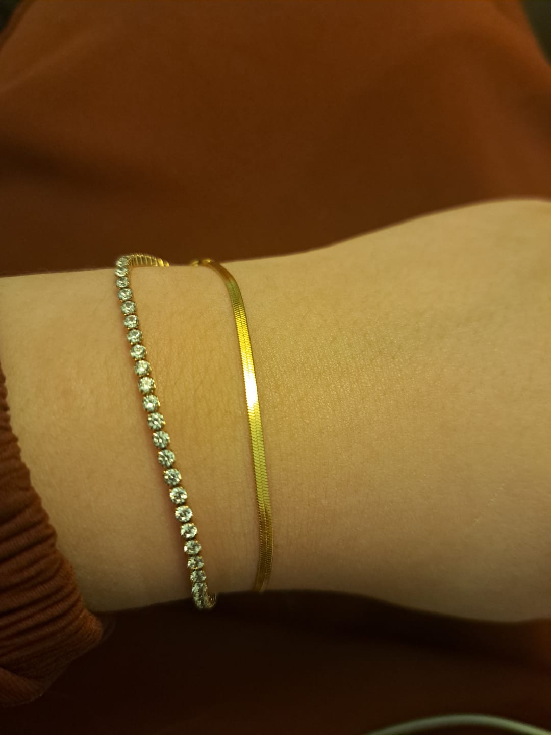 Customer photo review of Snake Skin Armband | 18K vergoldet
