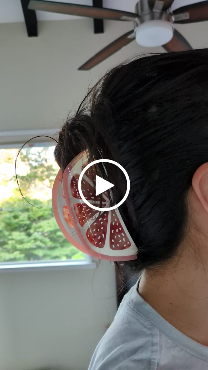 Customer video review of XL Grapefruit Slice Hair Claw Clip