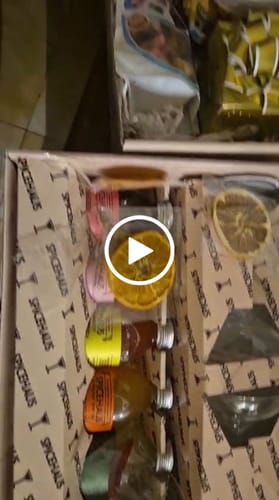 Customer video review of מארז טעימות רומנטי מתוק