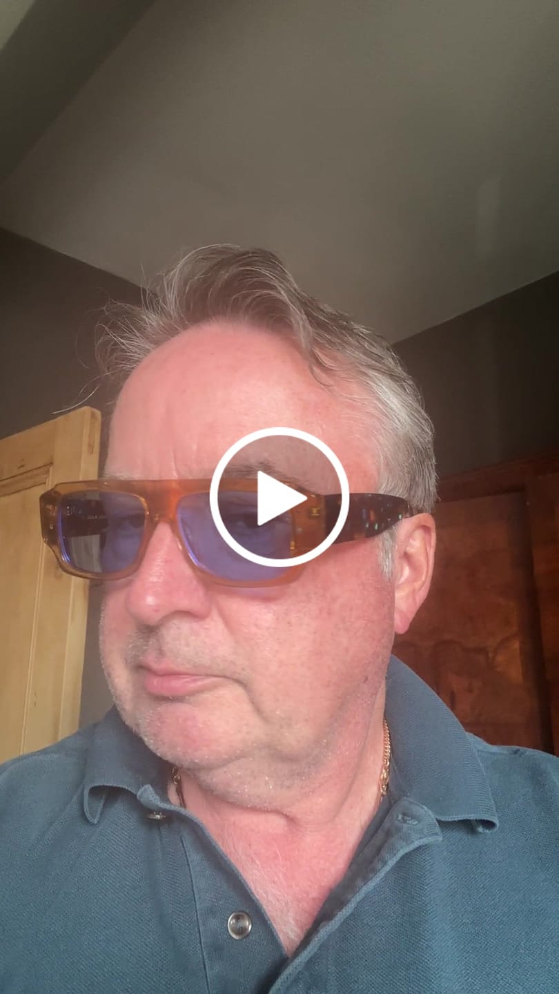 Customer video review of Dax
