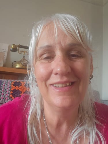 Customer photo review of Sea Cucumber Collagen Instant Lift Eye Serum