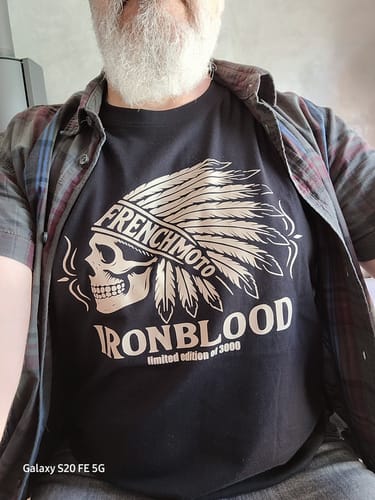 Customer photo review of T-SHIRT IRON BLOOD