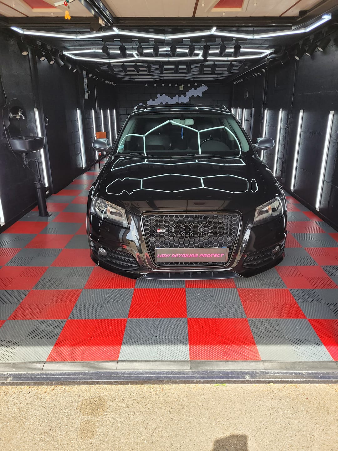 Customer photo review of Logo / Badge Audi Noir Avant / Arrière