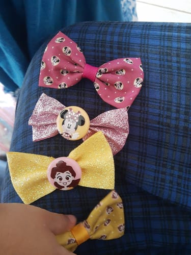 Customer photo review of Set de 2 Moños para el Cabello "La Sirenita", Edición Disney 100