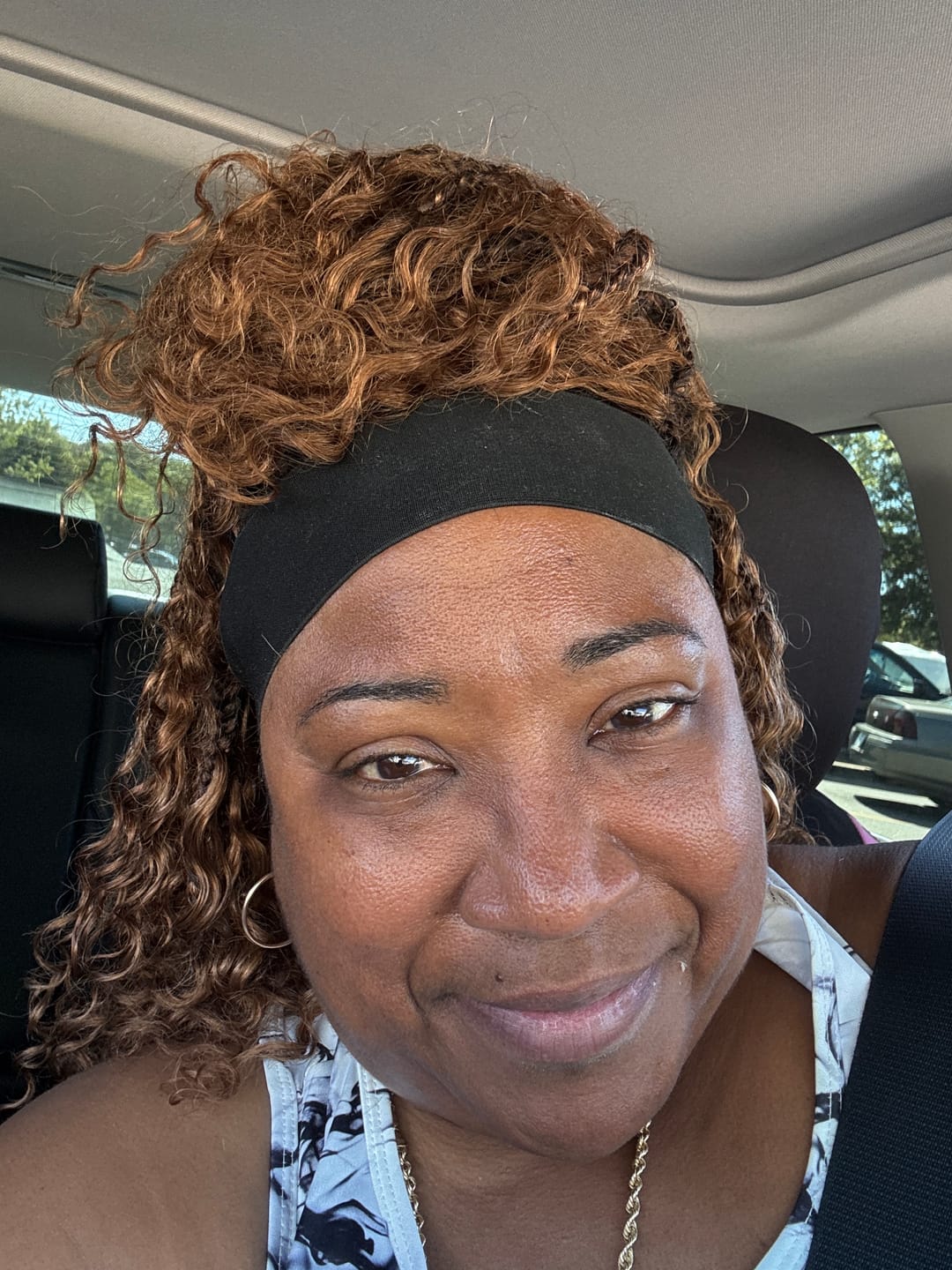 Customer photo review of Kiki - 16" Pre Bleached Swiss HD Lace Human Hair Curls Full Lace Knotless Boho Box Braided Wig