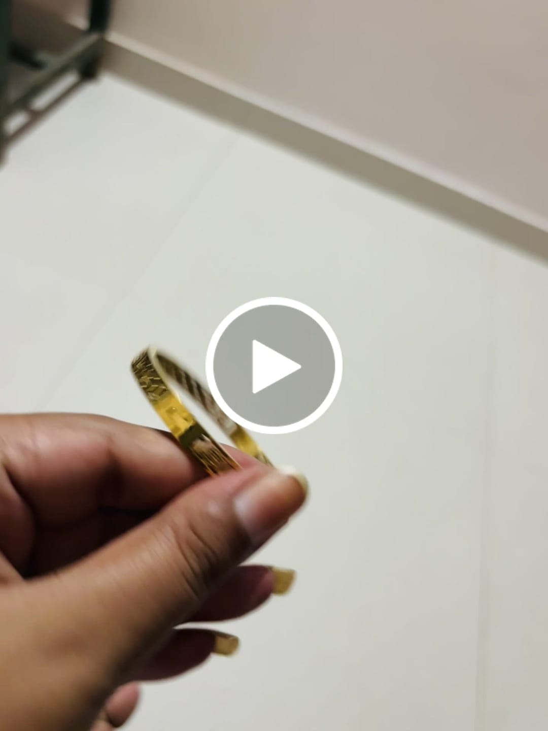 Customer video review of Gold Heart Bangle Bracelet