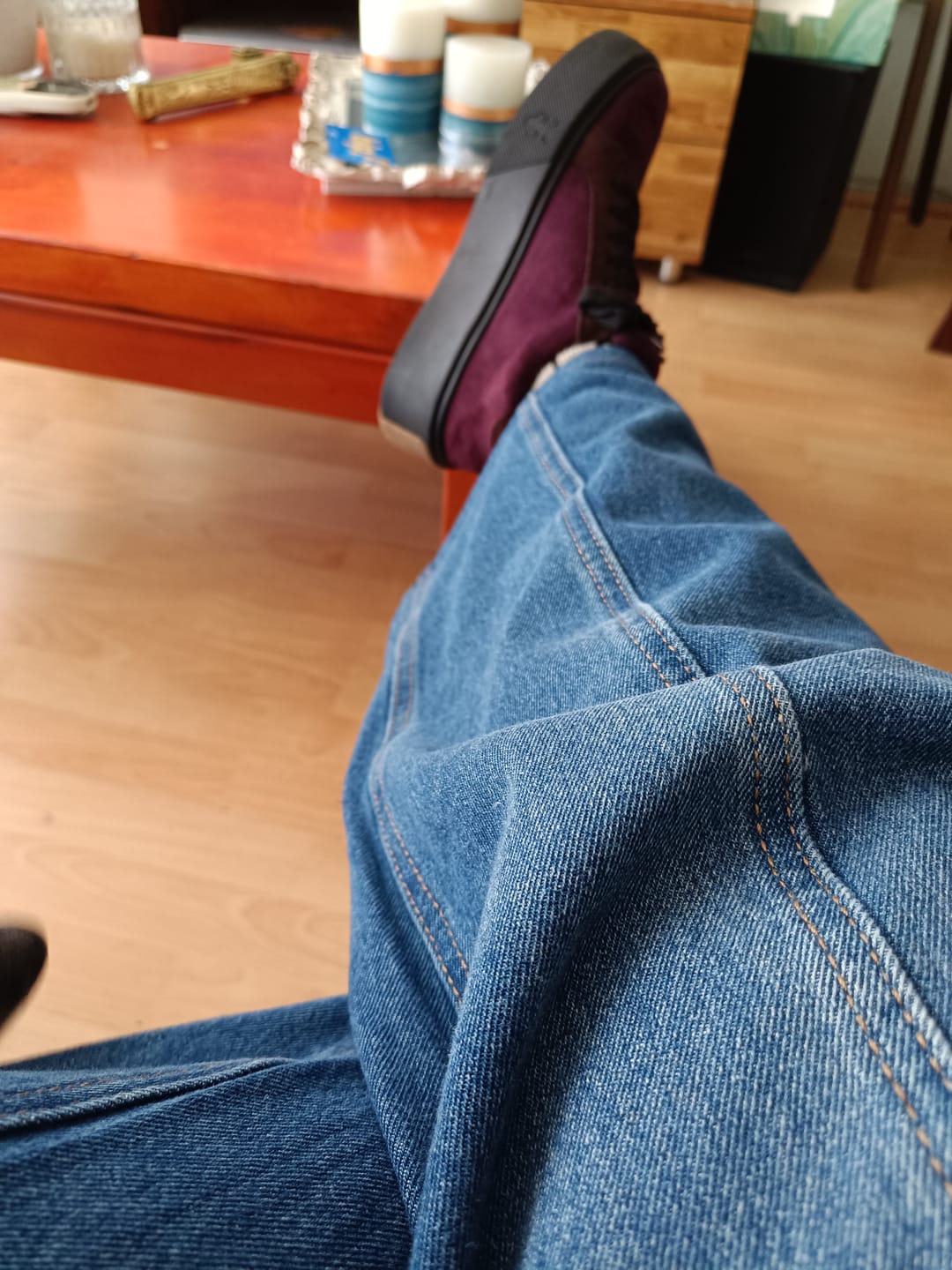 Customer photo review of Zapatilla Burdeo Mujer 43042