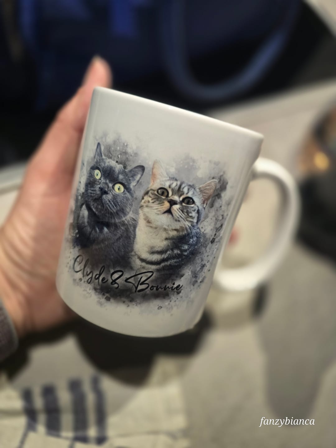 Customer photo review of Personalisierte Portrait Tasse – Aquarell Stil