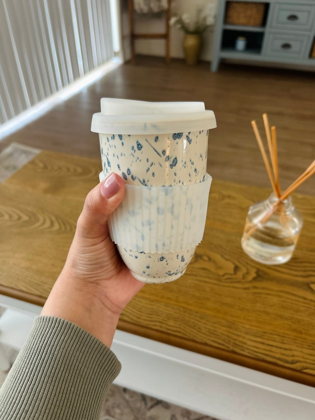 Customer photo review of Orchid Cup 12oz (Includes Lid & Band)