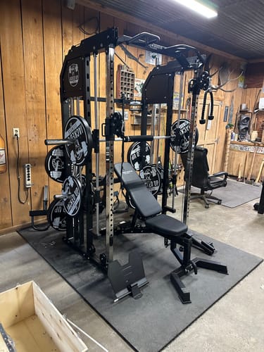 Customer photo review of Power Rack PLATE All-In-One Home Gym