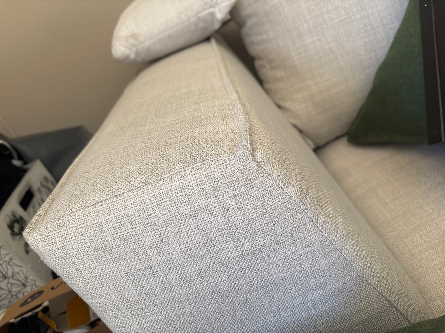 Customer photo review of Zola Corner Connect
