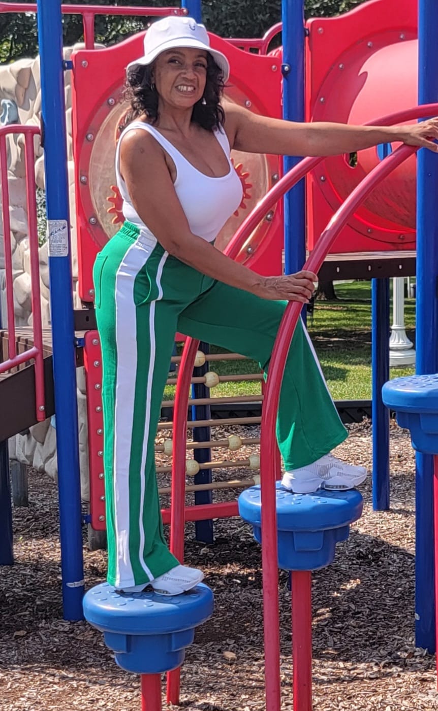 Customer photo review of Zumba Air Stomp Remix II - White