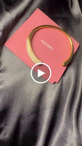 Customer video review of HELY
