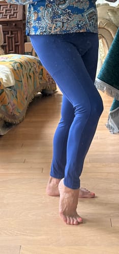 Customer photo review of Aria Grace Leggings