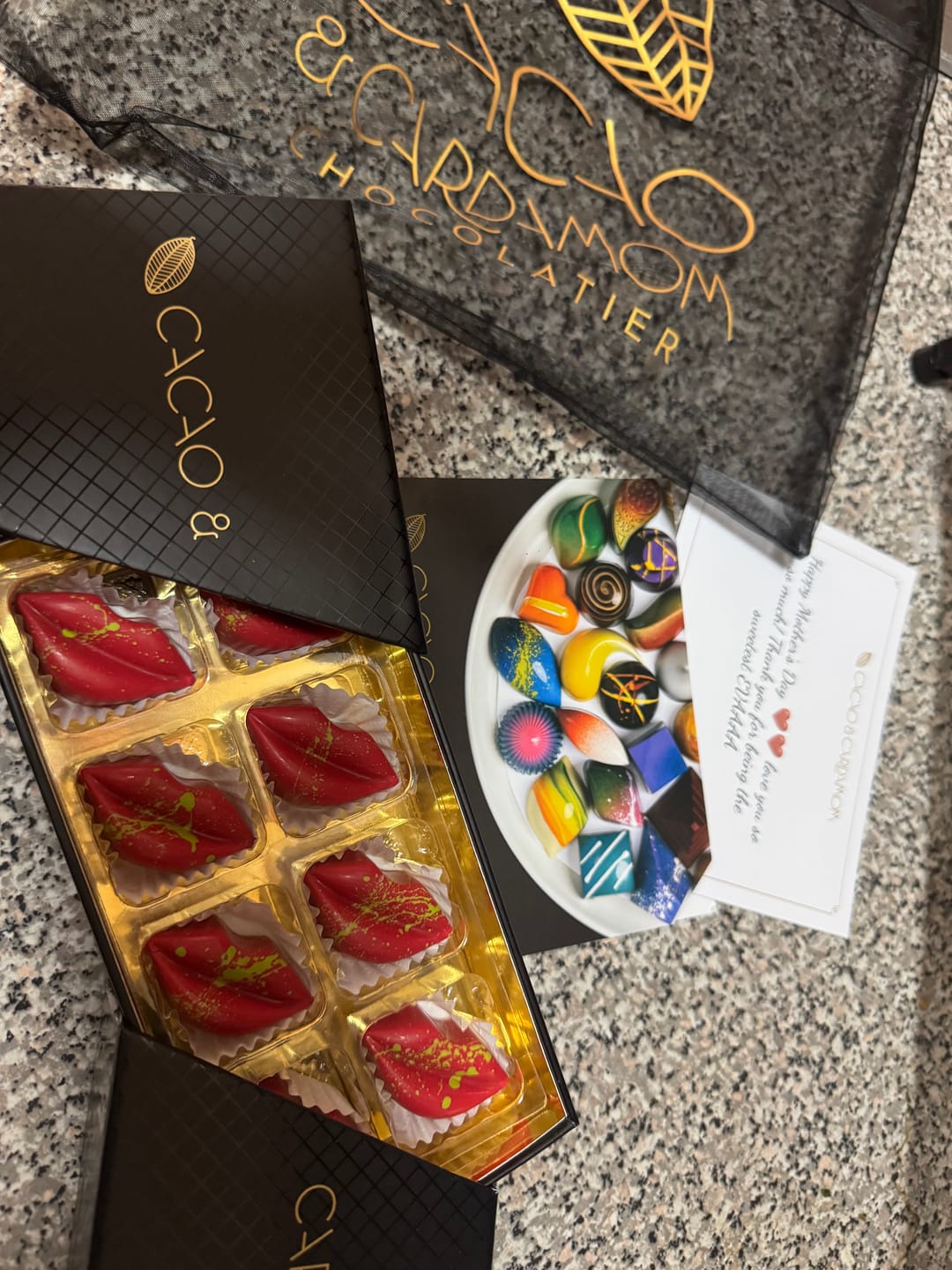 Customer photo review of Dubai Bites, Knafeh Kisses, 8 piece
