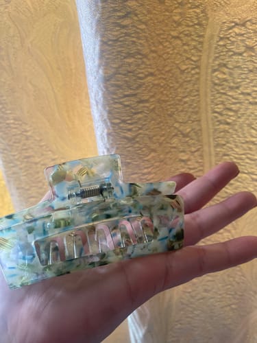 Customer photo review of Hair Claw Classic