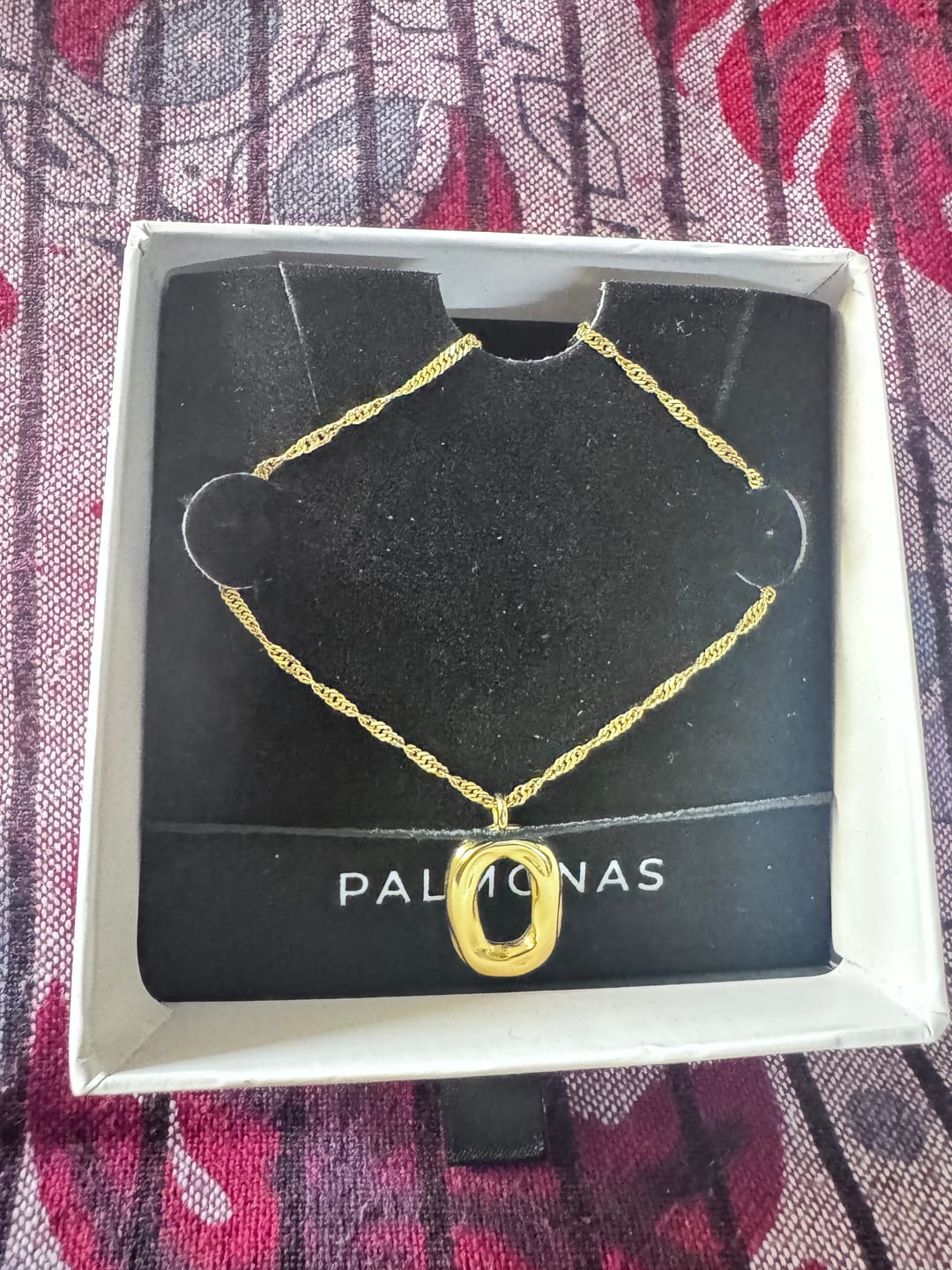 Customer photo review of Wobbly Oval Necklace