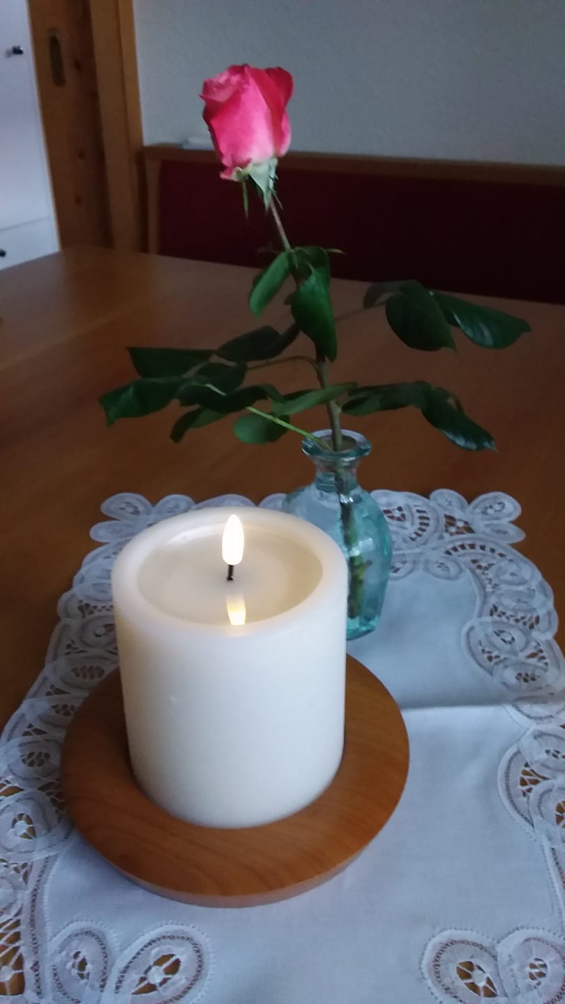 Customer photo review of Unique LED Bloklys D 10 x 10 cm Cream