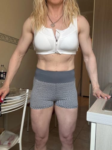 Customer photo review of Short Legging Filet Anti Cellulite