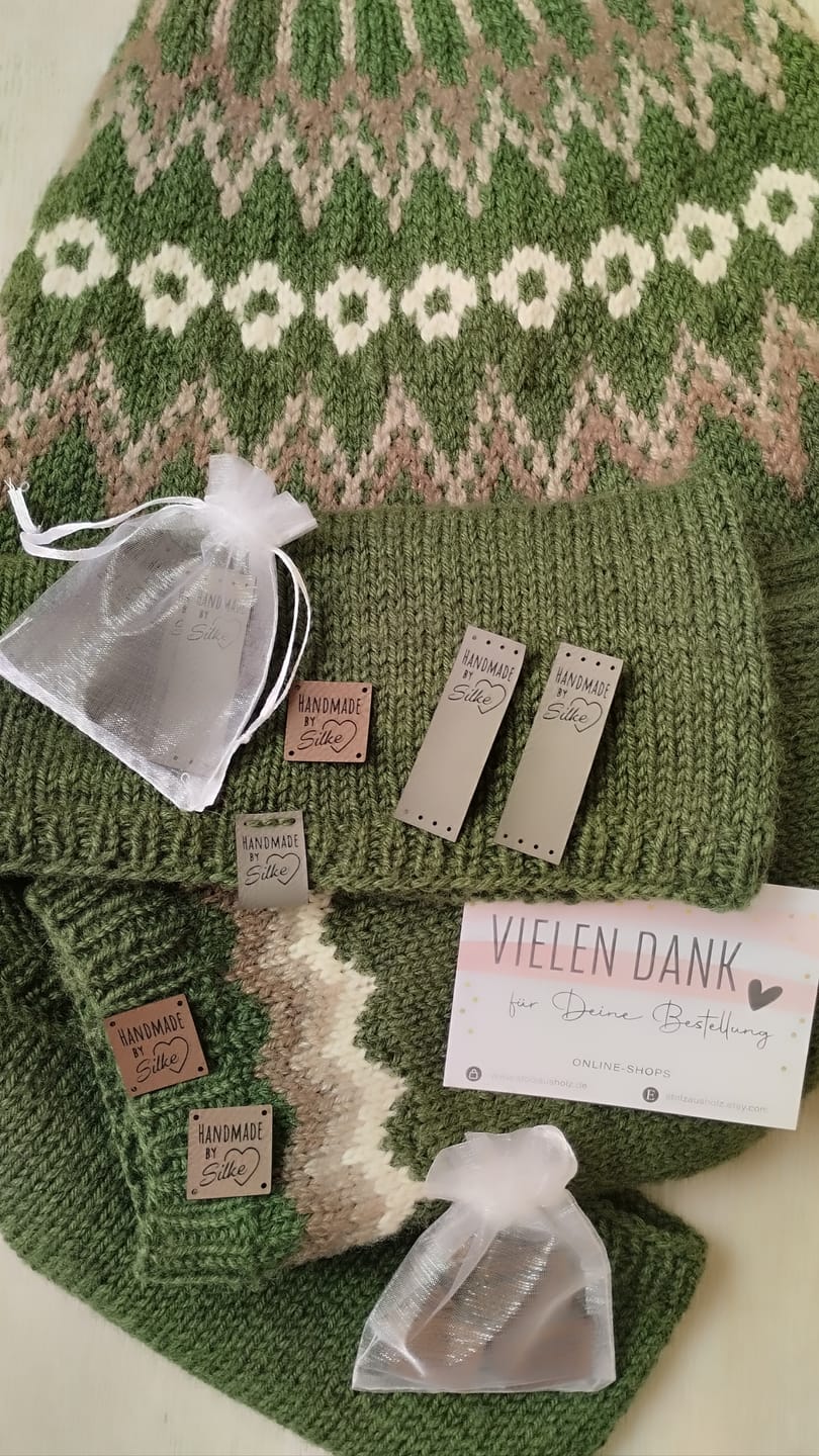 Customer photo review of Kunstleder Labels personalisiert mit Name oder Logo
