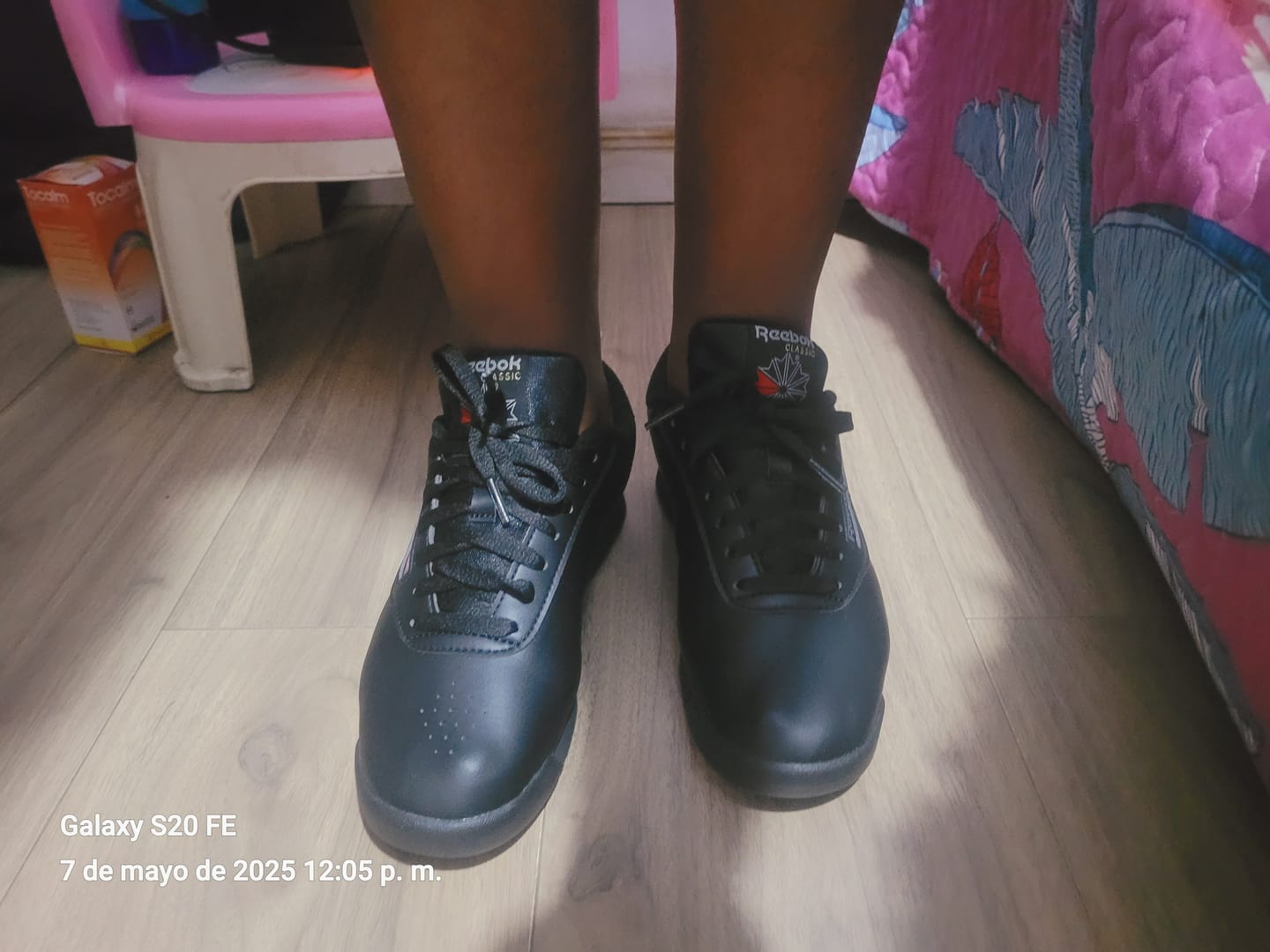 Customer photo review of Zapatilla Reebok Princess Mujer Mono Negro