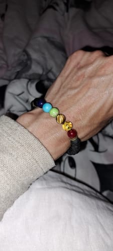 Customer photo review of 7 Chakren Lava Armband