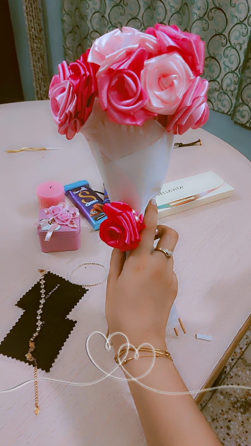 Customer photo review of Gold Chain Bracelet with Beads