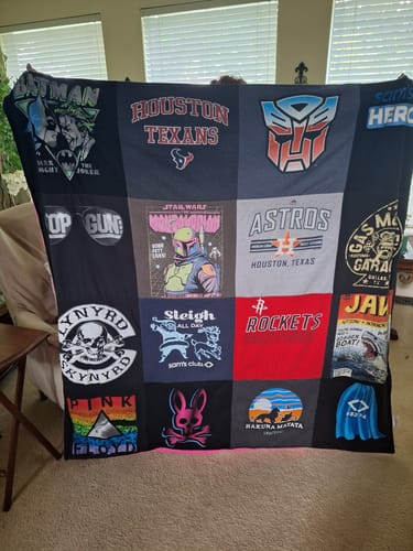 Customer photo review of Classic T-Shirt Blanket