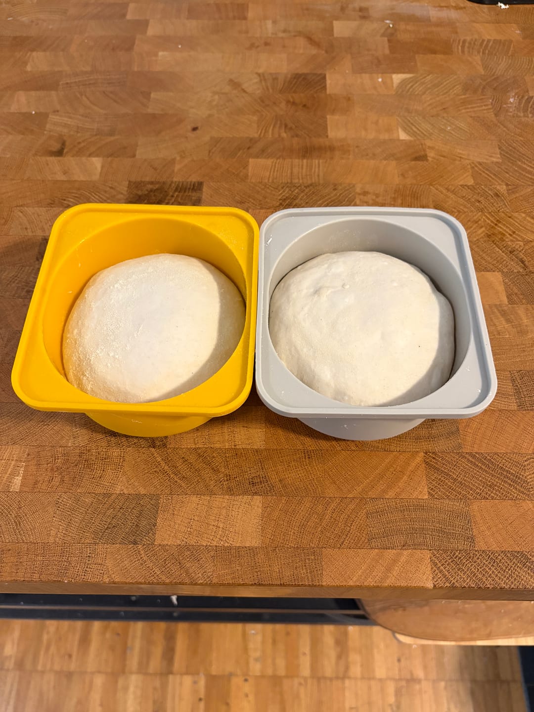 Customer photo review of Babadoh Silikon Pizzateig und Zutatenbehälter  6er-Set